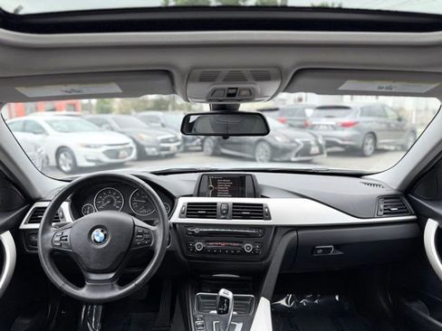 Used 2014 BMW 320i xDrive Sedan image 33