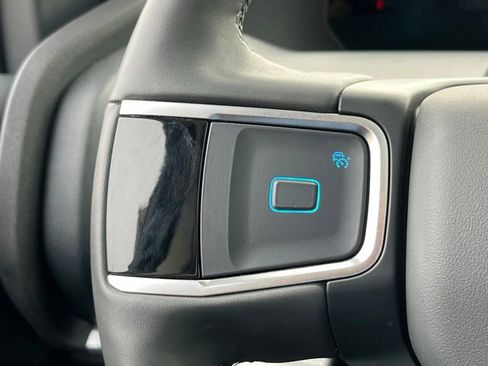 Used 2025 Ford Expedition Active AWD/4WD image 19