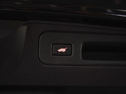 Used 2023 Honda Passport TrailSport image 17