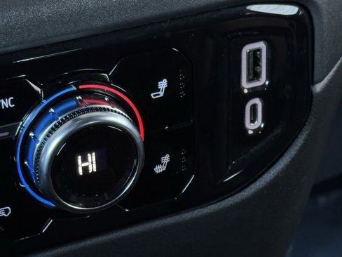 Used 2023 GMC Sierra 1500 Elevation w/ LPO, Elevation Black Package image 30