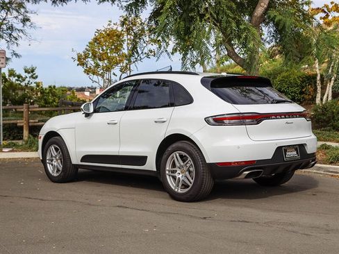 Used 2020 Porsche Macan AWD/4WD image 4