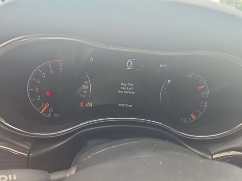 Used 2018 Jeep Grand Cherokee Overland RWD image 15