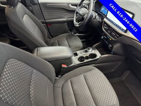 Used 2023 Ford Escape Active w/ Tech Pack #2 image 6