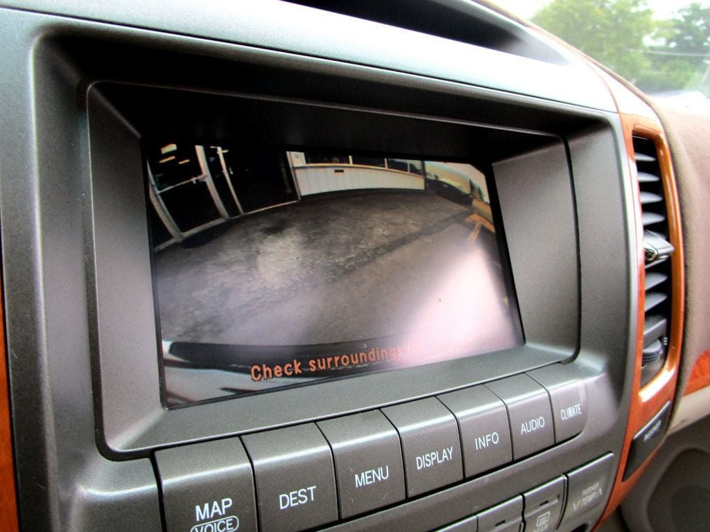 Used 2004 Lexus GX 470 AWD/4WD image 4