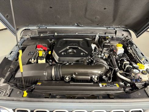 Used 2024 Jeep Wrangler Unlimited Sahara AWD/4WD image 41