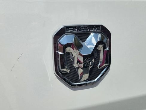 Used 2025 RAM ProMaster 2500 w/ Convenience Group FWD image 5