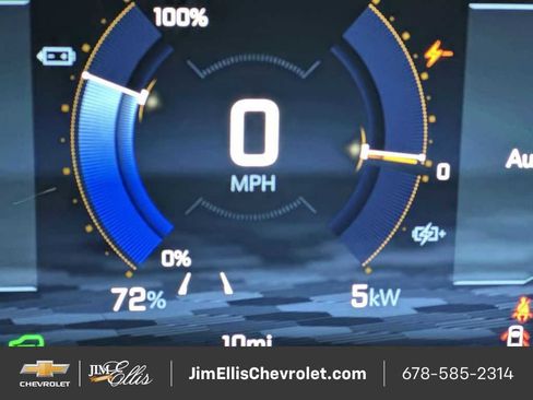 New 2026 Chevrolet Equinox EV LT image 23