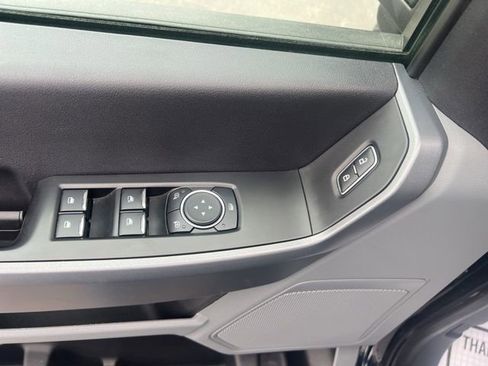 Used 2024 Ford F250 XL w/ STX Appearance Package AWD/4WD image 17