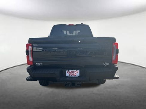 New 2025 Ford F250 Platinum w/ FX4 Off-Road Package image 4