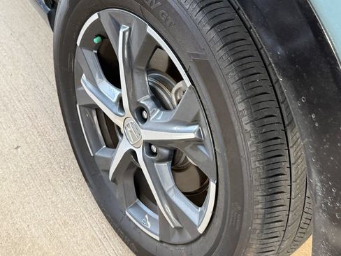 Used 2024 Honda HR-V EX-L image 10