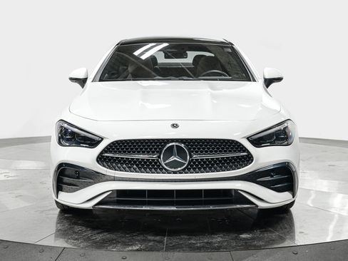 Used 2025 Mercedes-Benz CLE 300 4MATIC Coupe image 10