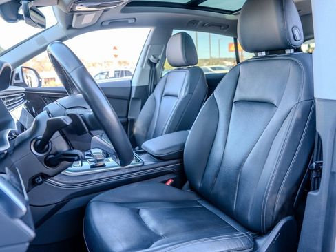 Used 2023 Audi Q8 Premium Plus image 19