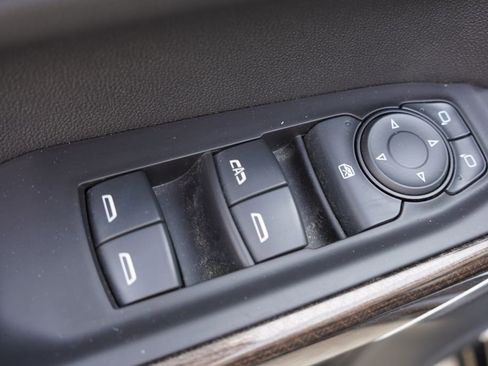 Used 2020 Chevrolet Silverado 1500 RST image 20