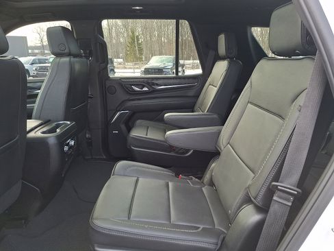 Certified 2023 GMC Yukon Denali image 10