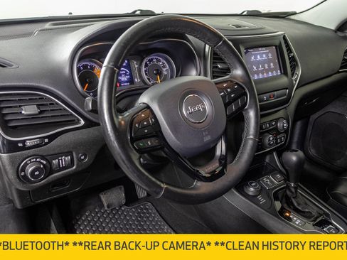 Used 2019 Jeep Cherokee Altitude image 5