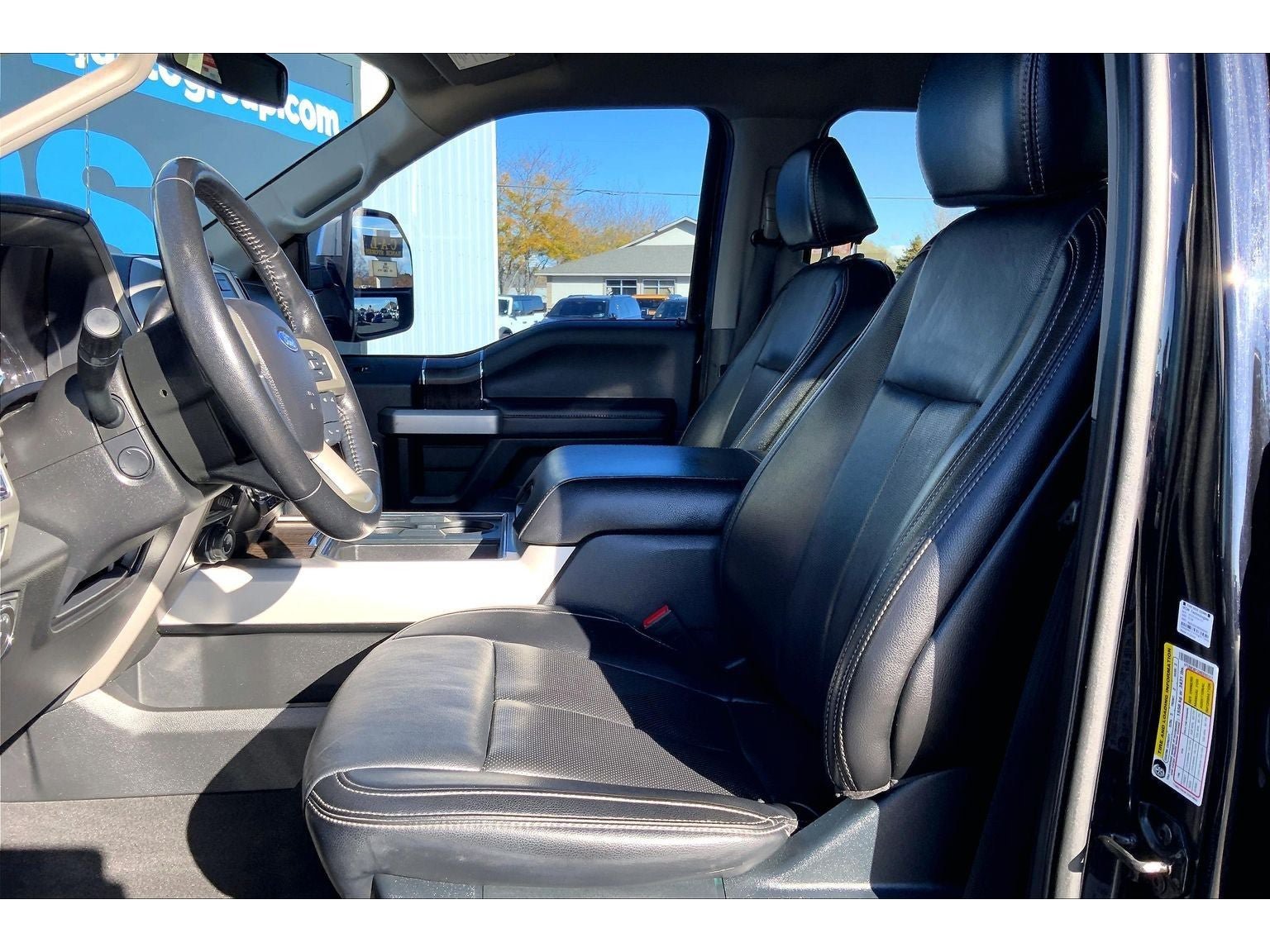 Used 2021 Ford F350 Lariat w/ Lariat Ultimate Package AWD/4WD image 26