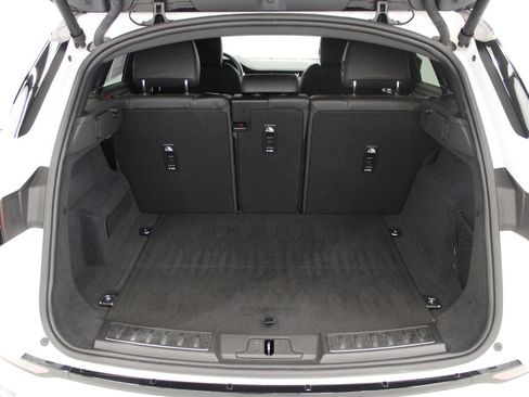 Used 2023 Land Rover Range Rover Evoque R-Dynamic S image 8