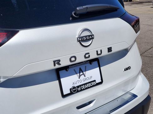 New 2026 Nissan Rogue SV AWD/4WD image 6