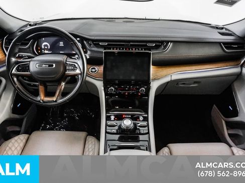 Used 2022 Jeep Grand Cherokee L Summit w/ Luxury Tech Group V AWD/4WD image 23