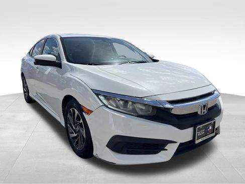Used 2016 Honda Civic EX image 3