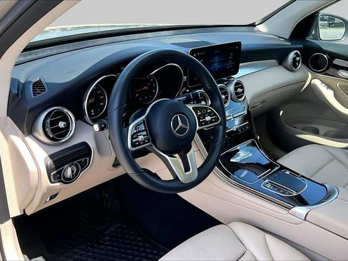 Used 2022 Mercedes-Benz GLC 300 image 18
