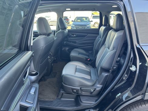 Used 2024 Subaru Ascent Onyx Edition AWD/4WD image 17