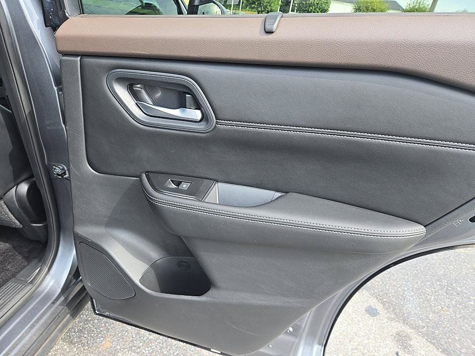 Certified 2023 Nissan Rogue SV w/ SV Premium B Package FWD image 24
