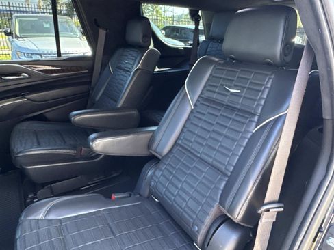 Used 2021 Cadillac Escalade Sport Platinum w/ Heavy-Duty Trailer Package image 14