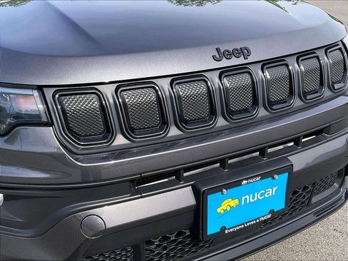 Used 2022 Jeep Compass Latitude w/ Convenience Group AWD/4WD image 30