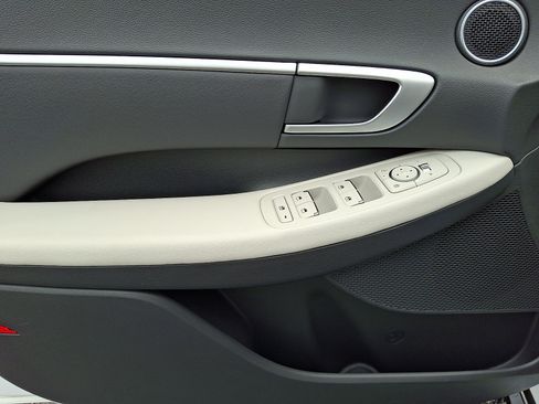 Used 2024 Hyundai Sonata SEL AWD/4WD image 12