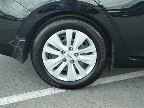 Used 2025 Nissan Sentra S FWD image 43