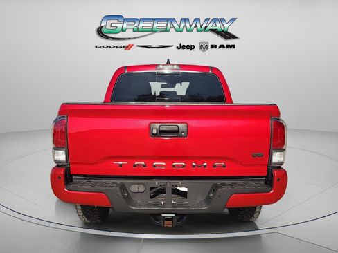 Used 2022 Toyota Tacoma TRD Sport w/ TRD Premium Sport Package image 2