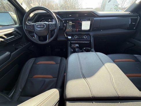 Used 2024 GMC Sierra 1500 AT4 w/ Technology Package image 20