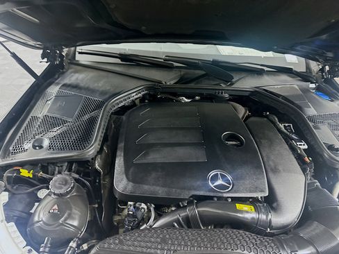 Used 2022 Mercedes-Benz C 300 Coupe image 31