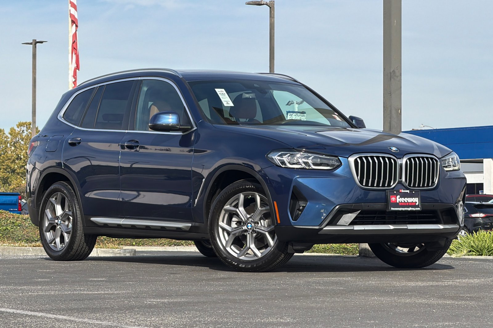 Used 2023 BMW X3 sDrive30i w/ Convenience Package RWD image 2