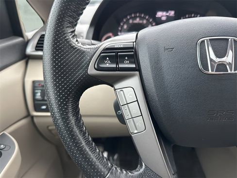 Used 2015 Honda Odyssey EX-L image 17