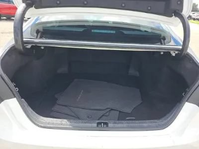 Used 2021 Toyota Camry LE FWD image 13