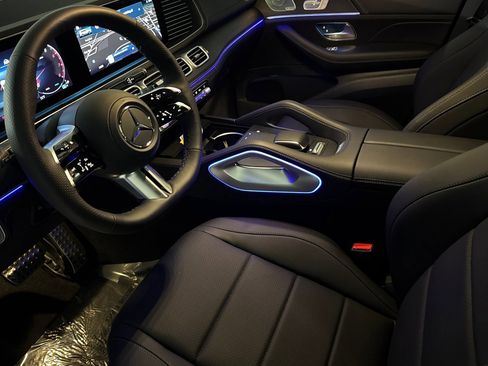 New 2025 Mercedes-Benz GLS 450 450 image 4