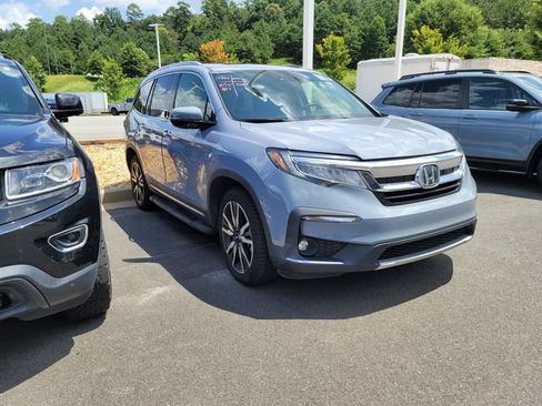 Used 2022 Honda Pilot Touring image 3