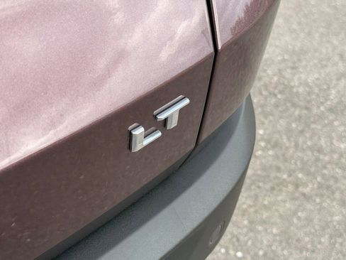 Used 2024 Chevrolet Traverse LT image 34