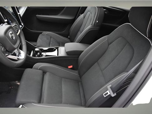 Certified 2024 Volvo C40 P8 Recharge Plus w/ Climate Package image 12