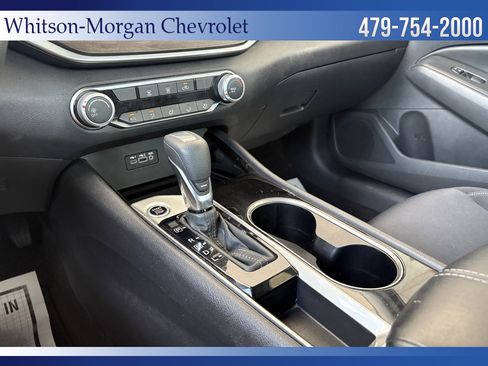 Used 2024 Nissan Altima 2.5 SV FWD image 25