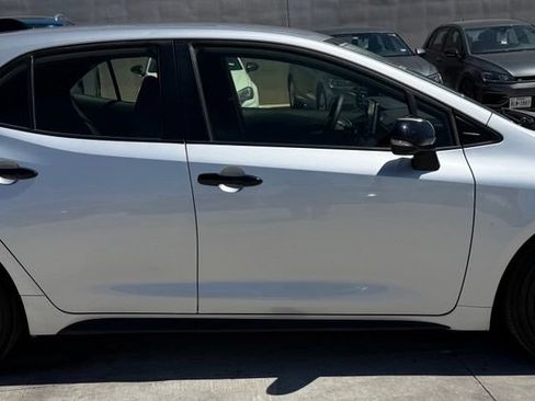 Used 2022 Toyota Corolla SE FWD image 5