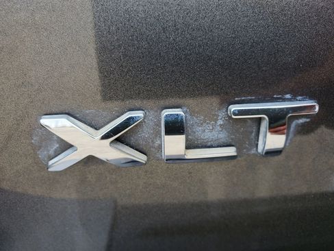 Used 2017 Ford Expedition EL XLT image 6