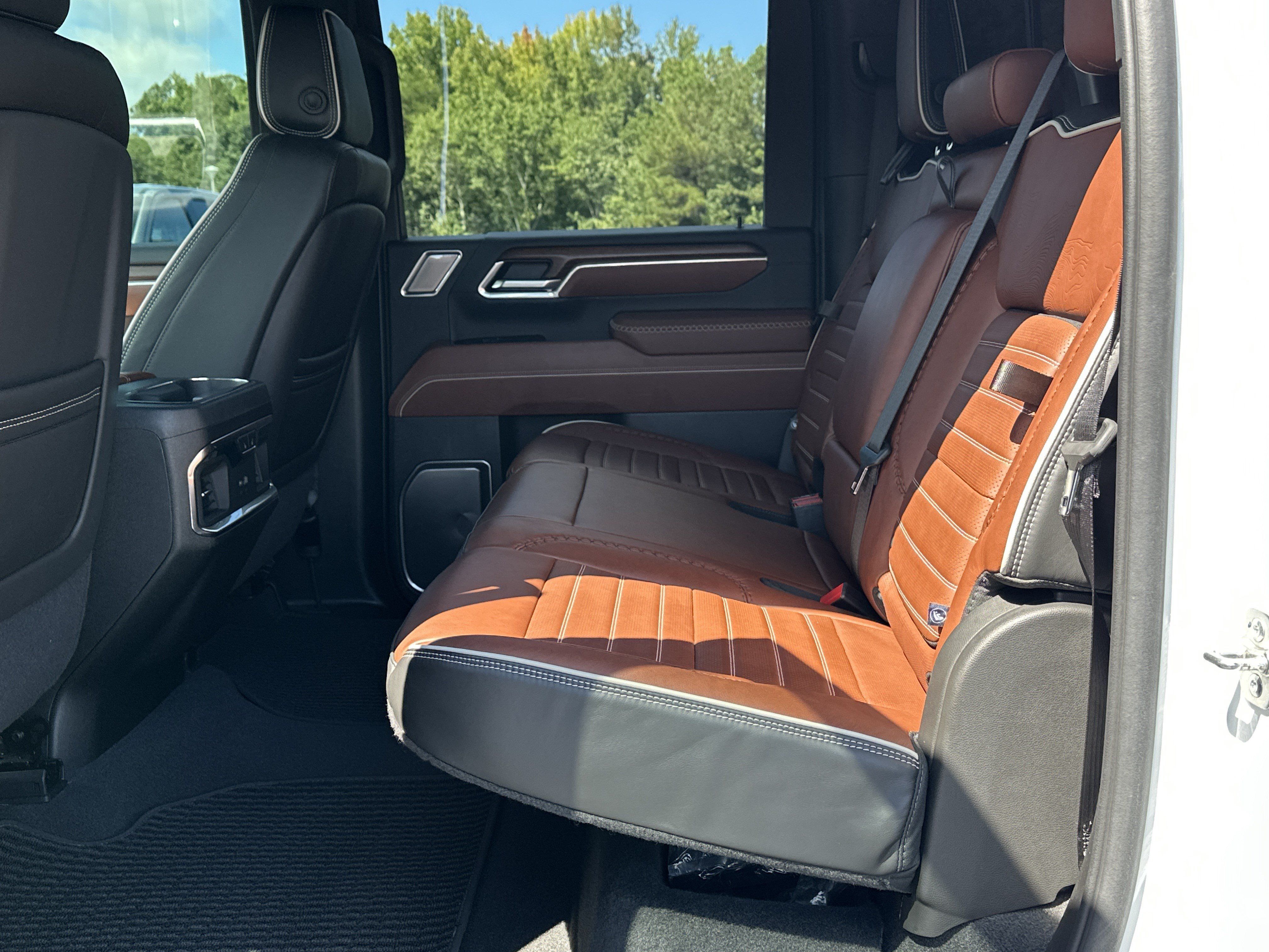 Used 2025 GMC Sierra 2500 Denali Ultimate AWD/4WD image 15