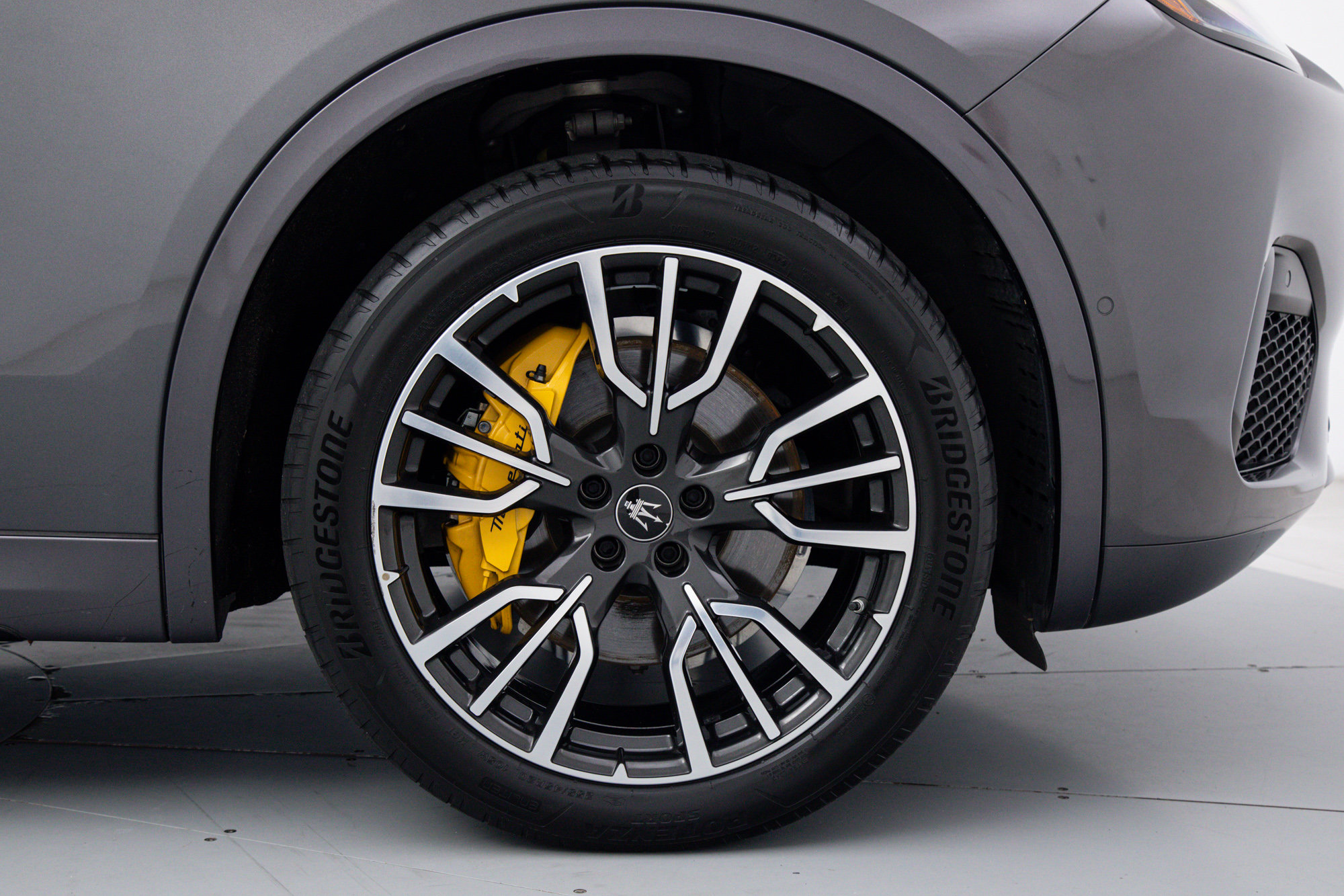 Certified 2023 Maserati Grecale Modena AWD/4WD image 19