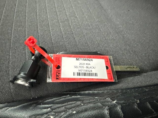 Certified 2021 Kia Seltos S AWD/4WD image 29