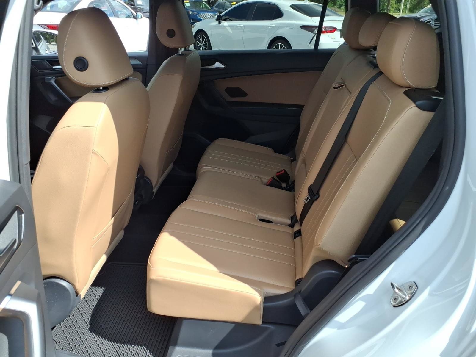 Used 2023 Volkswagen Tiguan SE FWD image 6