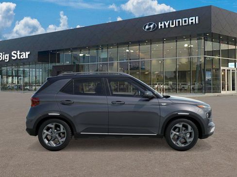 New 2026 Hyundai Venue SEL FWD image 7