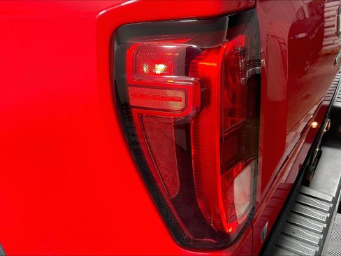 Used 2021 GMC Sierra 1500 SLE AWD/4WD image 24